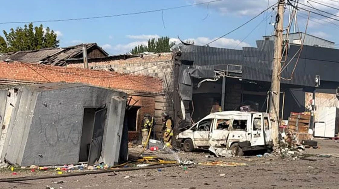 Удар по «Новій пошті» в Краматорську 16 серпня: контекст атаки в центрі міста