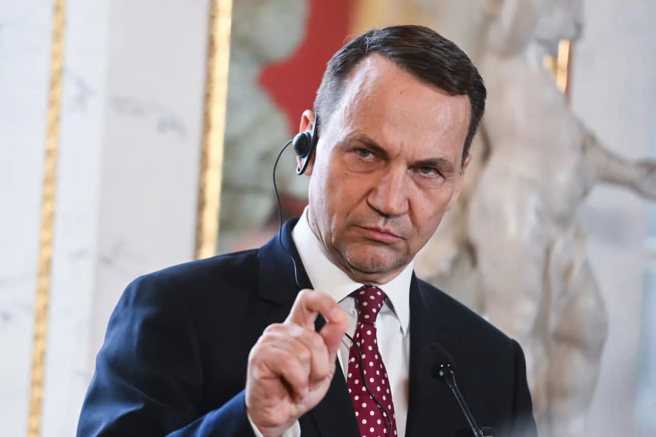 Сікорський у Києві оголосив свою пропозицію для НАТО щодо Калінінграда