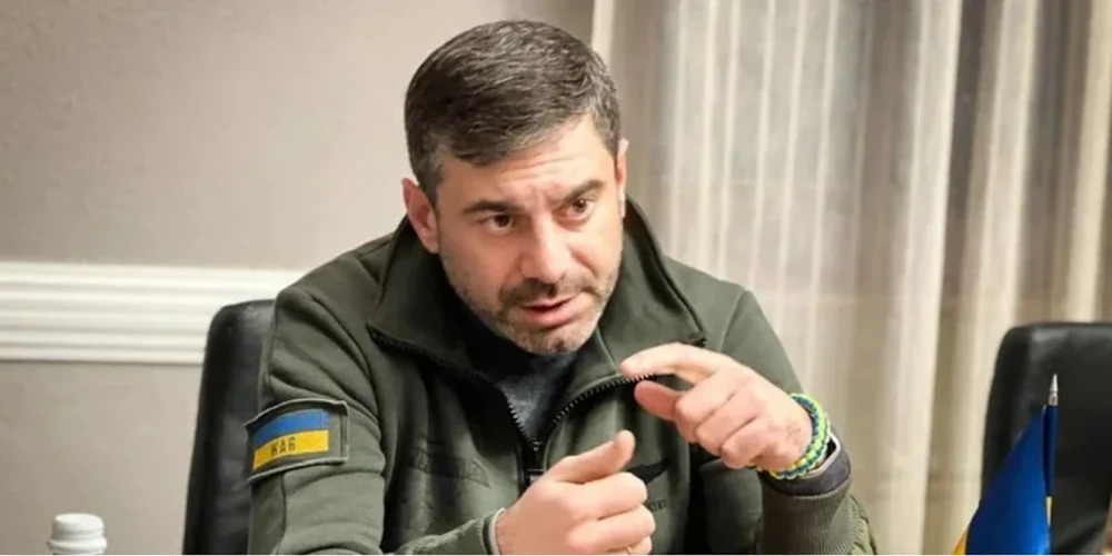 Дмитро Лубінець під час інтерв'ю в ефірі Radio NV